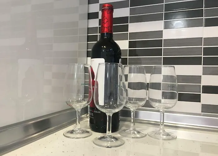 Ohmyhost360 - Sunny Holidays *