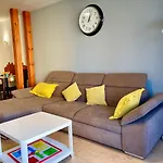 Ohmyhost360 - Sunny Holidays Apartment *